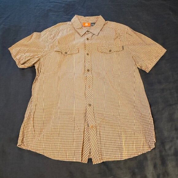 Merrell Men’s Performance Plaid Short Sleeve Shirt – Size L - Picture 1 of 5
